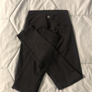 Black lululemon leggings